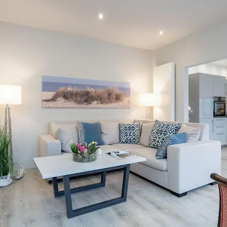 Semesterbostad Ferienhaus-lutz-hus-seestrasse-6a