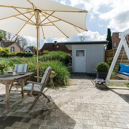 Ferienhaus-lutz-hus-seestrasse-6a * Heiligenhafen